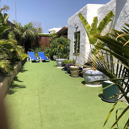 Portos With Amazing Privet Garden Villa *