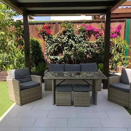 Villa Portos With Amazing Privet Garden